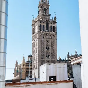 https://atico-lujo-junto-a-la-catedral-giralda.es-andalucia.com